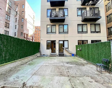 62 East 21st Street - Photo Thumbnail 1