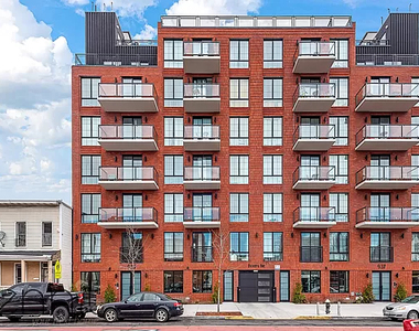 933 Rogers Avenue - Photo Thumbnail 17