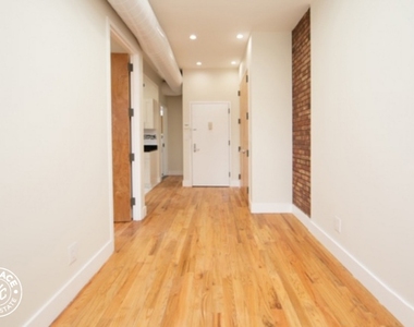 213 Stuyvesant Ave - Photo Thumbnail 3