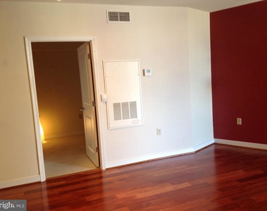 555 Massachusetts Ave Nw #1115 - Photo Thumbnail 3