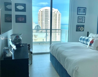 900 Brickell Key Blvd - Photo Thumbnail 34