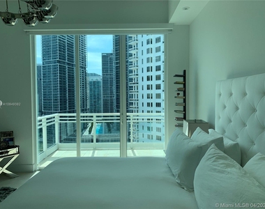 900 Brickell Key Blvd - Photo Thumbnail 53