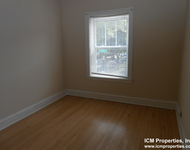 2202 Foster - Photo Thumbnail 9