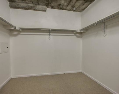 3110 Thomas Avenue - Photo Thumbnail 13