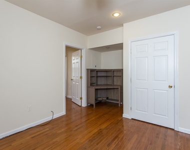 2122 Race St Unit 2 - Photo Thumbnail 29