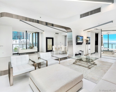 2201 Collins Ave - Photo Thumbnail 14