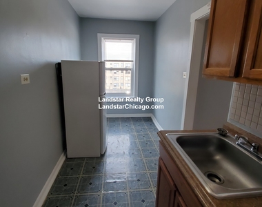 4606 North Beacon - Photo Thumbnail 8