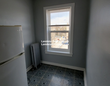 4606 North Beacon - Photo Thumbnail 9