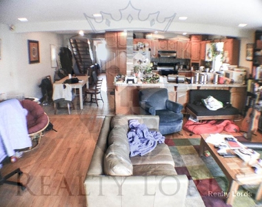 166 Auburn St. - Photo Thumbnail 2