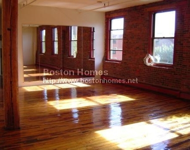 791 Tremont St. - Photo Thumbnail 2