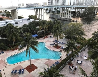 19390 Collins Ave - Photo Thumbnail 48