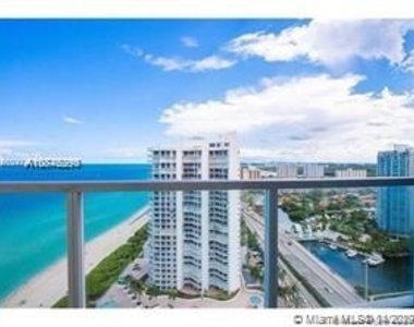 16699 Collins Ave - Photo Thumbnail 12