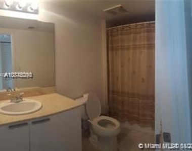 16699 Collins Ave - Photo Thumbnail 22