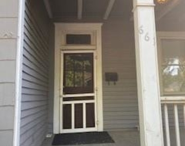 661 Hansell Street Se - Photo Thumbnail 2