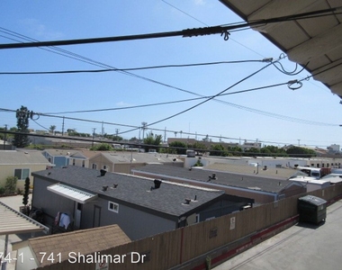 741 Shalimar Dr - Photo Thumbnail 7