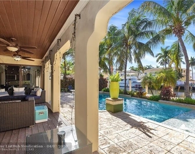 131 Royal Palm Dr - Photo Thumbnail 8