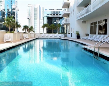 1200 Brickell Bay Dr - Photo Thumbnail 21