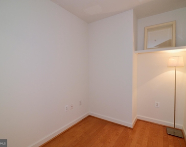 4380 King Street - Photo Thumbnail 16