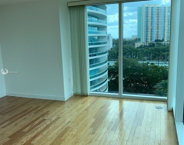 2101 Brickell Av - Photo Thumbnail 5