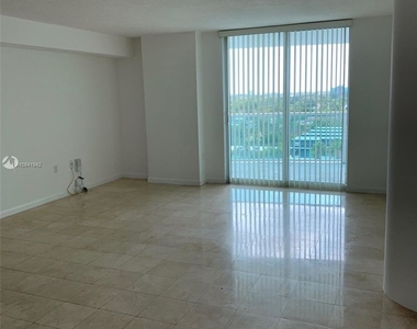 2101 Brickell Av - Photo Thumbnail 0