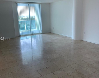 2101 Brickell Av - Photo Thumbnail 1