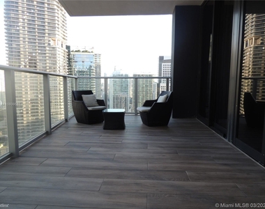 1010 Brickell Ave Unit 3608 - Photo Thumbnail 8