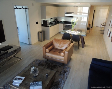 1010 Brickell Ave Unit 3608 - Photo Thumbnail 17