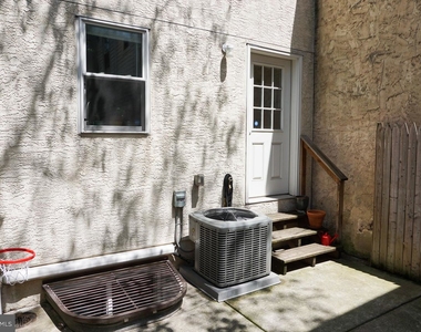 1712 Wharton Street - Photo Thumbnail 40