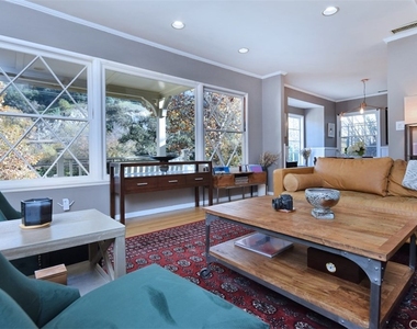 3929 Beverly Glen Boulevard - Photo Thumbnail 6