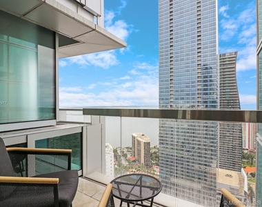 1395 Brickell Ave - Photo Thumbnail 24