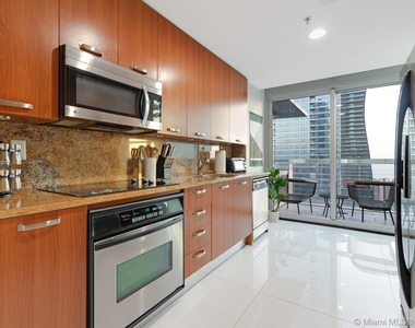 1395 Brickell Ave - Photo Thumbnail 88