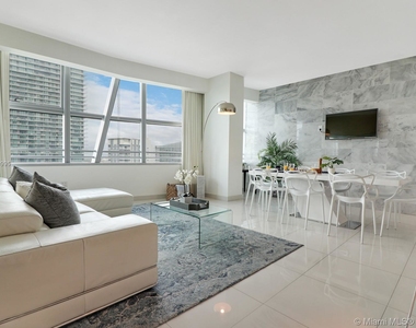 1395 Brickell Ave - Photo Thumbnail 30