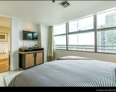 1395 Brickell Ave - Photo Thumbnail 72