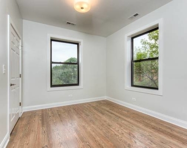 1353 West Bryn Mawr Avenue - Photo Thumbnail 6