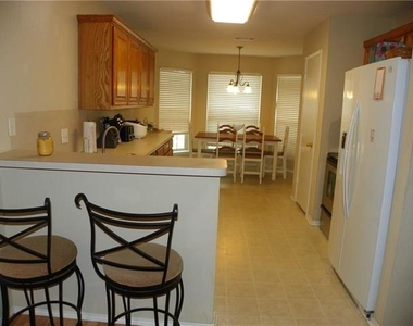 4812 Eagle Trace Drive - Photo Thumbnail 5