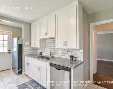 5205 Lovell Ave - Photo Thumbnail 11