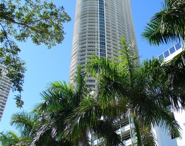 1750 N Bayshore Dr - Photo Thumbnail 89