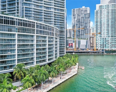 475 Brickell Ave - Photo Thumbnail 34