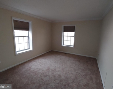 941 S Rolfe St #1 - Photo Thumbnail 61