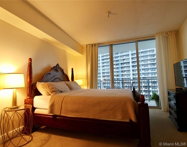 1750 Bayshore Dr - Photo Thumbnail 16