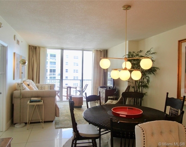 1750 N Bayshore Dr - Photo Thumbnail 4