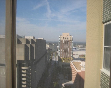 300 W.peachtree Street - Photo Thumbnail 6