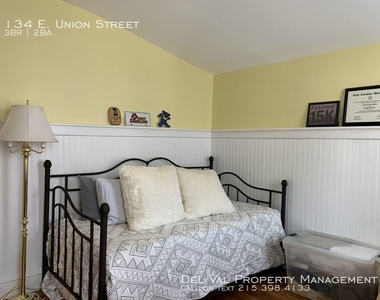 134 E. Union Street - Photo Thumbnail 8