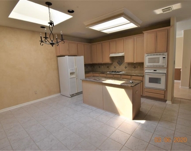 3823 Fordham Park Court - Photo Thumbnail 4