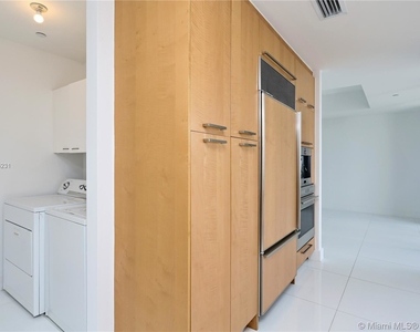 15811 Collins Ave - Photo Thumbnail 50