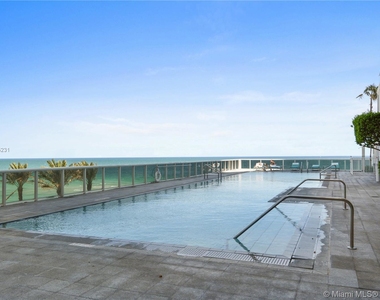 15811 Collins Ave - Photo Thumbnail 52