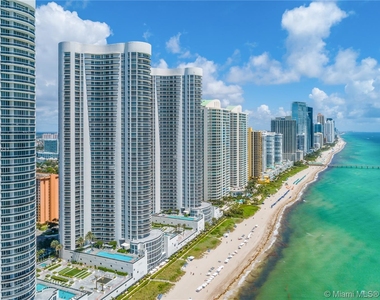 15811 Collins Ave - Photo Thumbnail 1