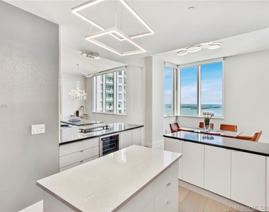 901 Brickell Key Blvd - Photo Thumbnail 24