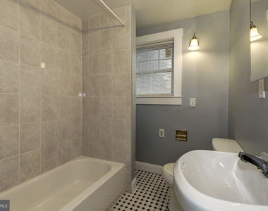 811 Thayer Ave #2 - Photo Thumbnail 37