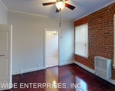 1324 Calumet Ave - Photo Thumbnail 2